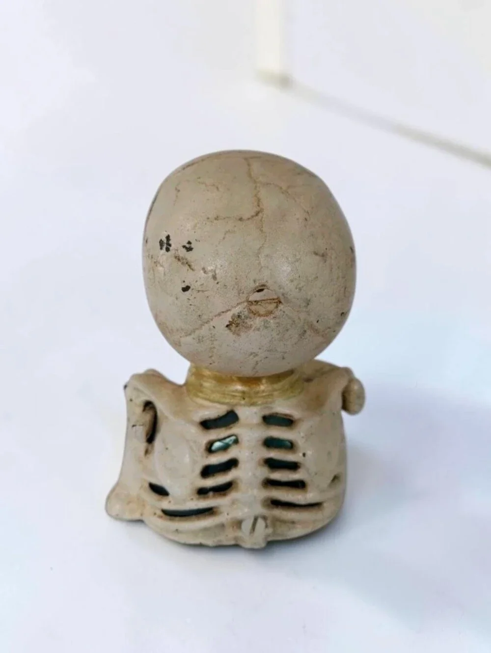Vintage toscano cast